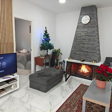 Villa Relax House Barcelone Sant Esteve Sesrovires Esterno foto