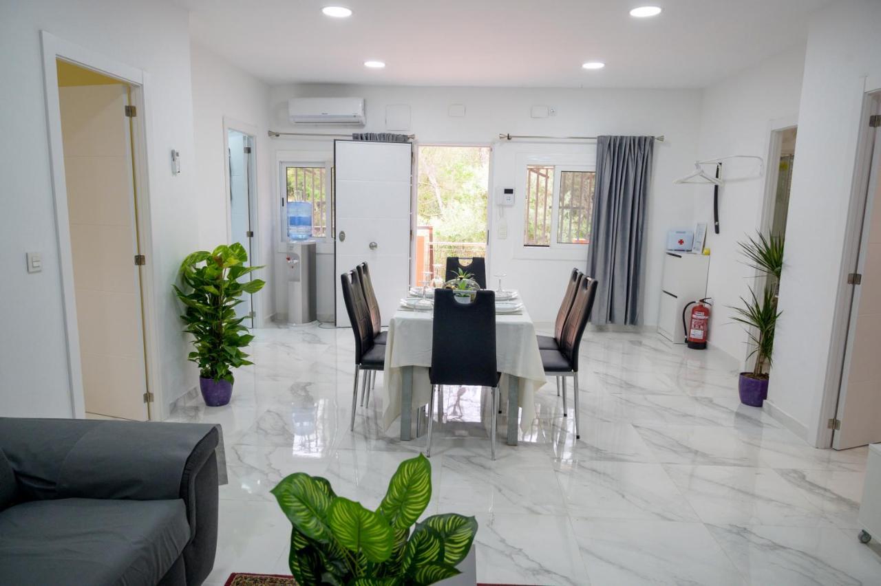 Villa Relax House Barcelone Sant Esteve Sesrovires Esterno foto
