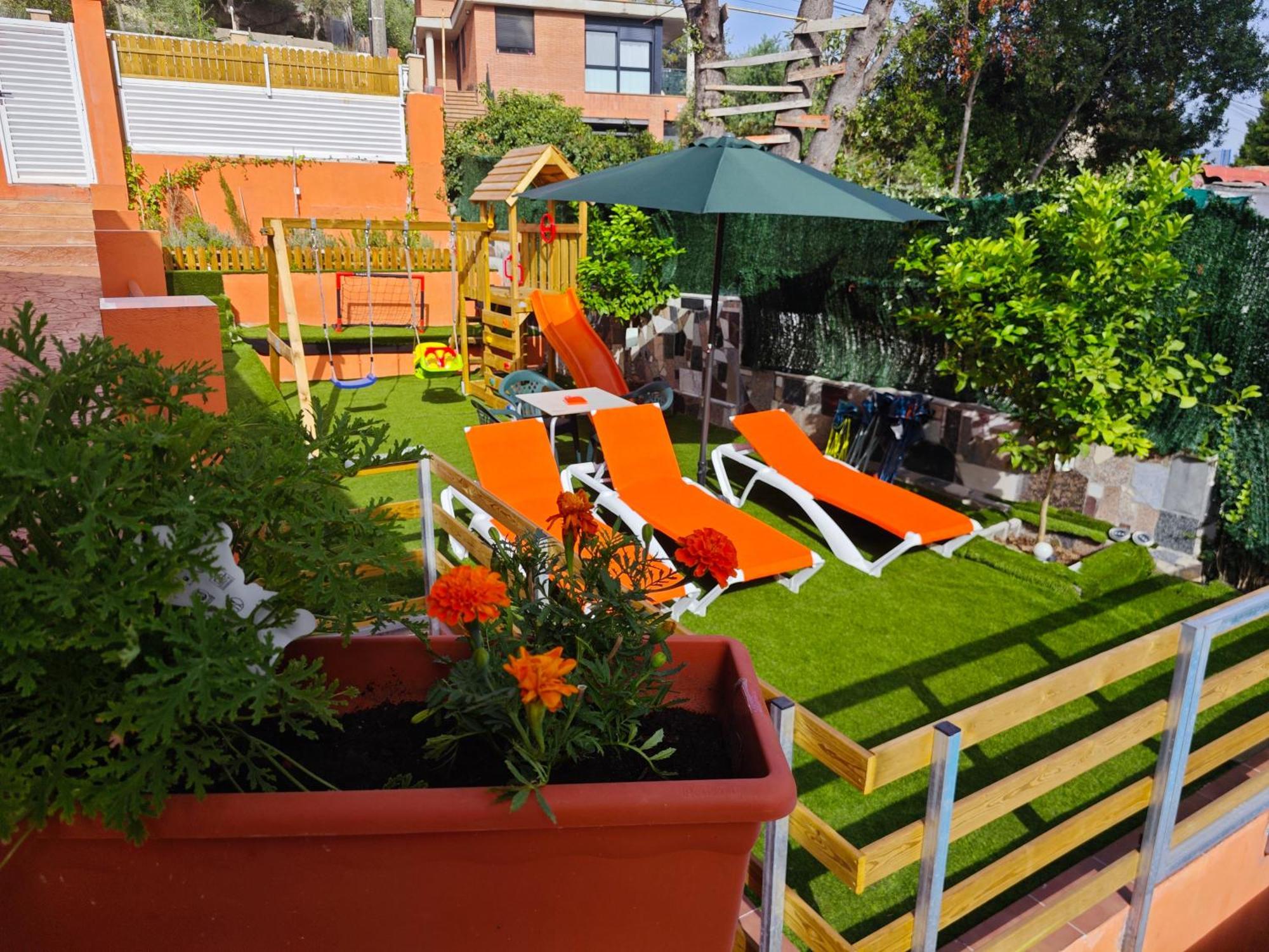 Villa Relax House Barcelone Sant Esteve Sesrovires Esterno foto