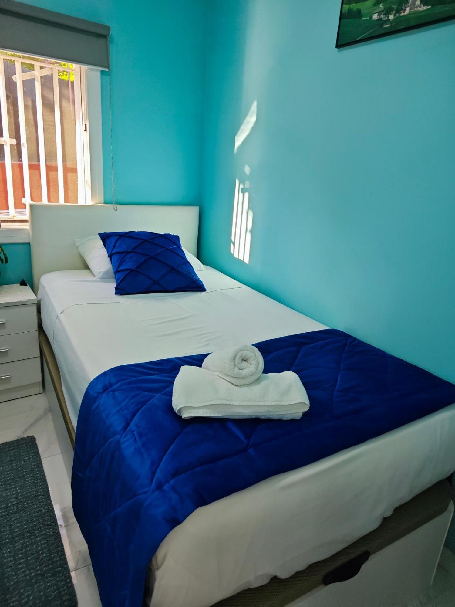 Villa Relax House Barcelone Sant Esteve Sesrovires Esterno foto
